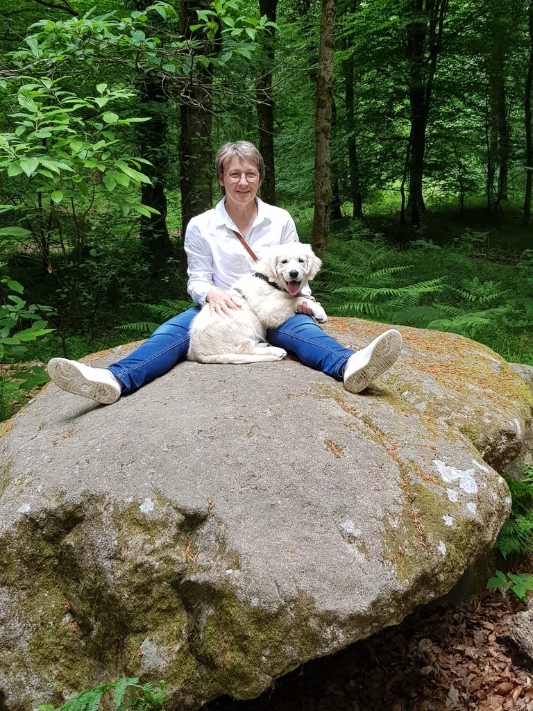 photo de Michaëlle Tual maître reiki exerçant à Fougères